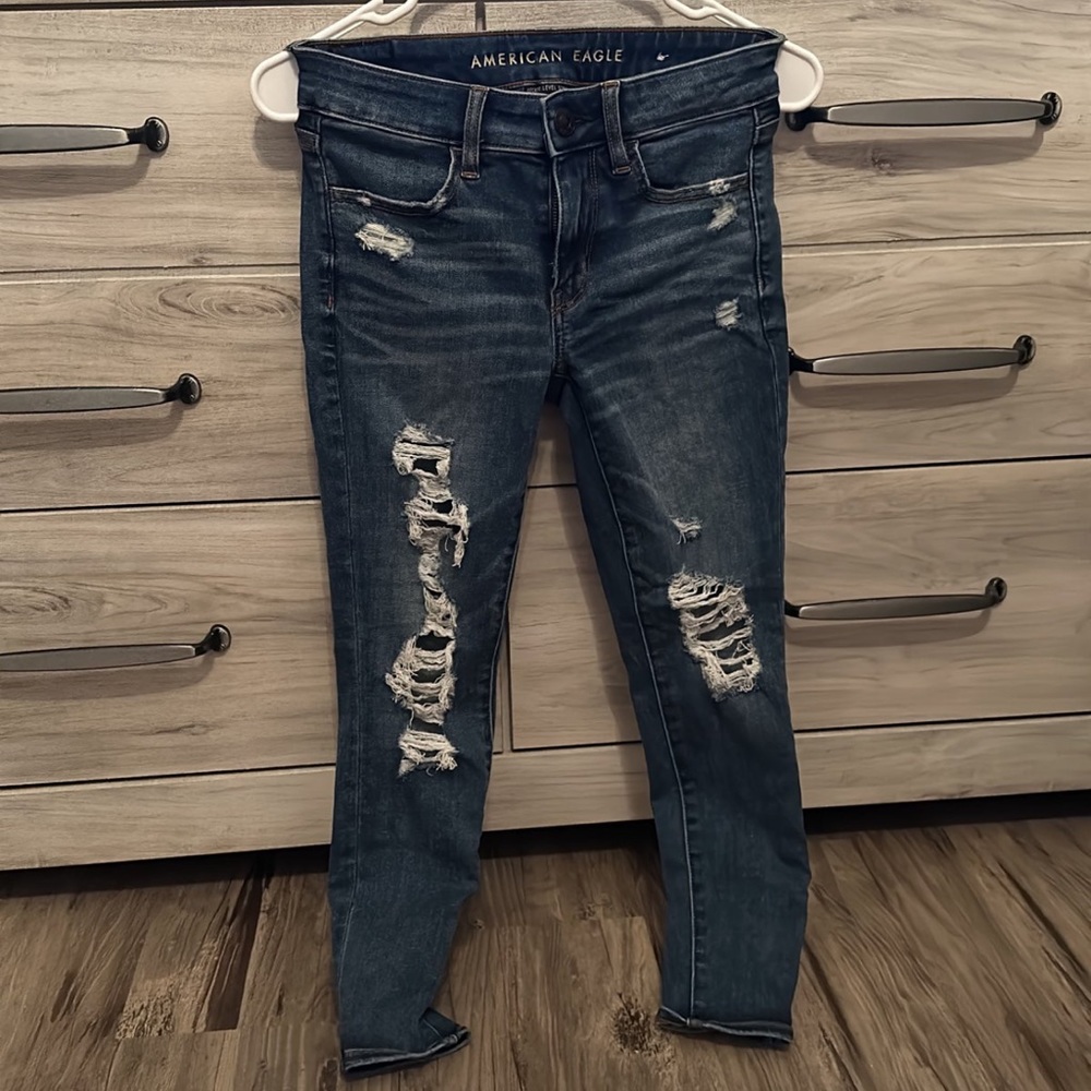 Women’s American eagle jeans